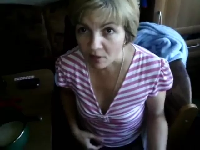 Зрелая жена сосет с проглотом: 1246 видео в HD